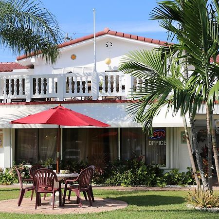 Breakaway Inn Guest House Lauderdale-by-the-Sea Exterior foto