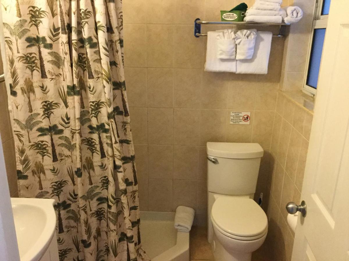Breakaway Inn Guest House Lauderdale-by-the-Sea Exterior foto