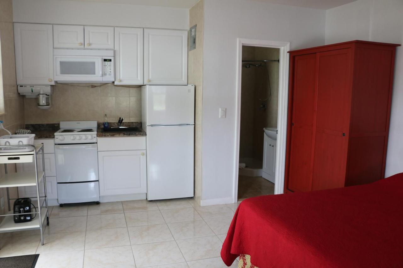 Breakaway Inn Guest House Lauderdale-by-the-Sea Exterior foto