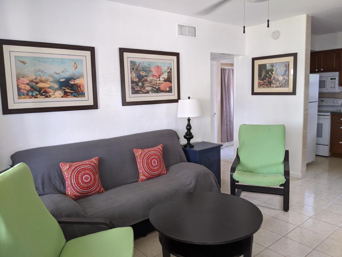 Breakaway Inn Guest House Lauderdale-by-the-Sea Exterior foto