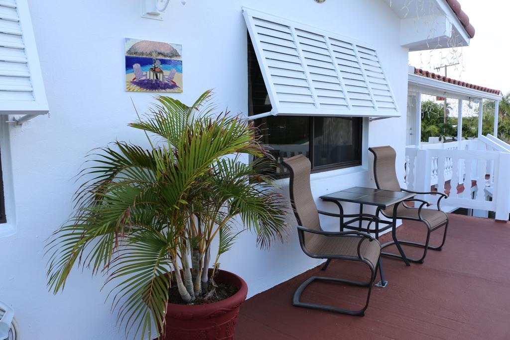 Breakaway Inn Guest House Lauderdale-by-the-Sea Exterior foto