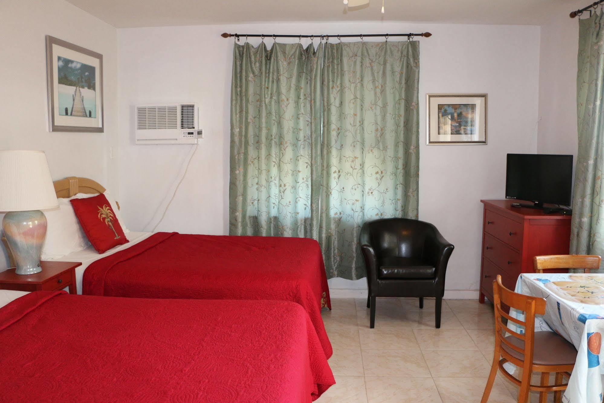 Breakaway Inn Guest House Lauderdale-by-the-Sea Exterior foto